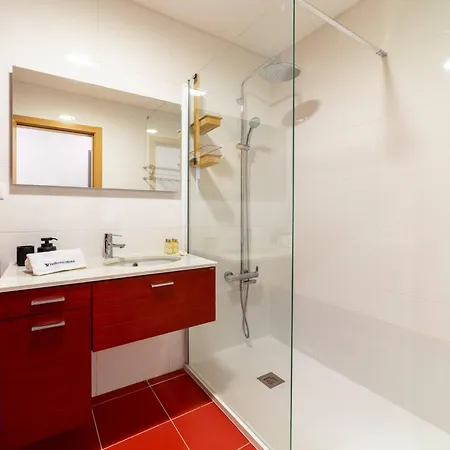 Appartement Medronheira - 1a By Hellovacations *