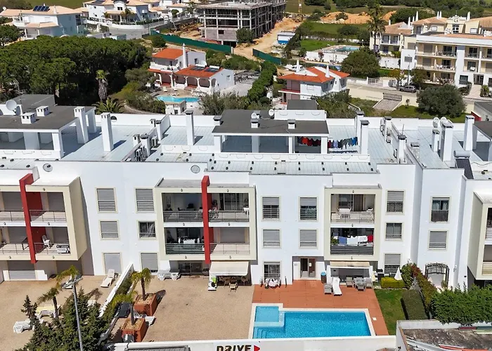 Medronheira - 1a By Hellovacations 阿尔布费拉