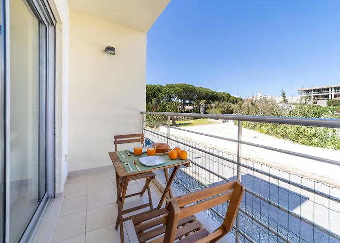 Medronheira - 1a By Hellovacations 阿尔布费拉